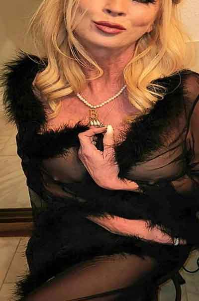 Sandra, 53 Jahre